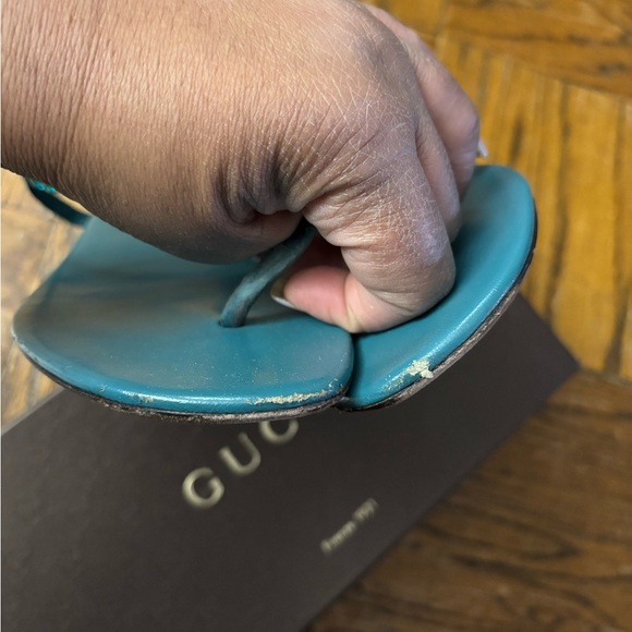 Gucci t-strap sandals - Picture 11 of 12